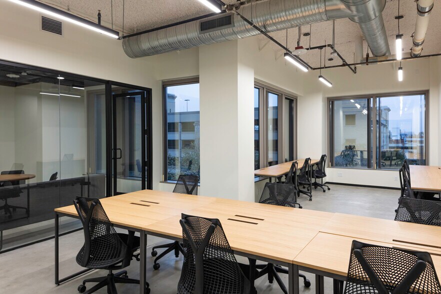 More Photos Of 150 Fayetteville St, Raleigh Office For Lease