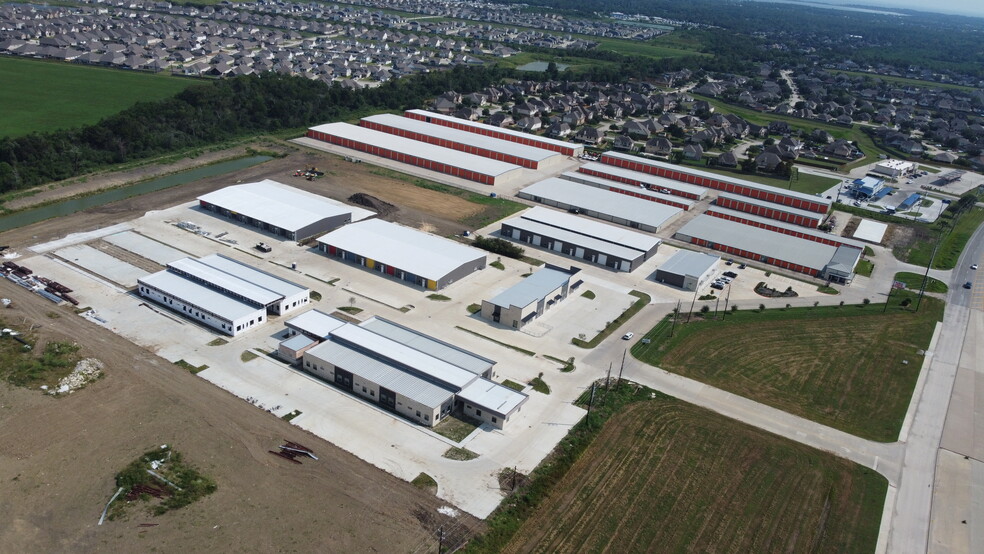 More Photos Of 8830 FM 3180, Baytown Unknown For Lease