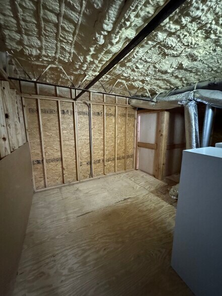 More Photos Of 4834 Vicksburg St, Dallas Manufacturing For Lease