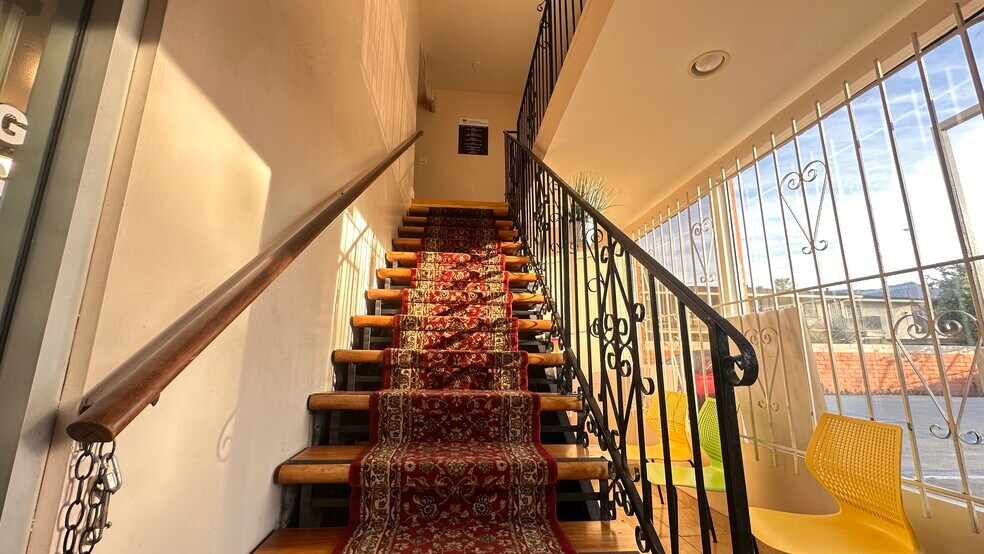 More Photos Of 708 N Marengo Ave, Pasadena Storefront Retail Office For Sale