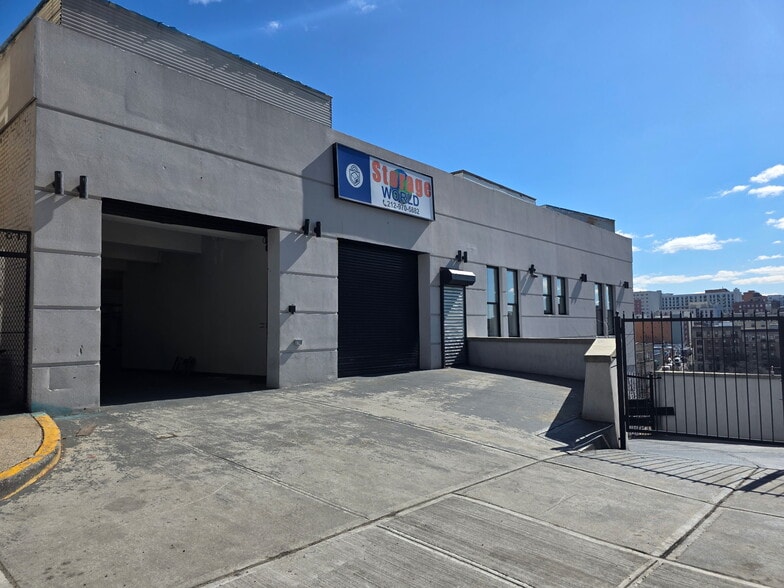 More Photos Of 305 E 182nd St, Bronx Light Manufacturing For Sale