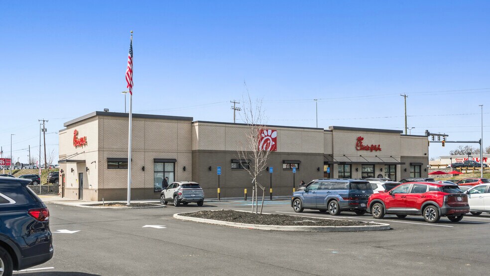 More Photos Of 1655 Boston Rd, Springfield Storefront For Sale