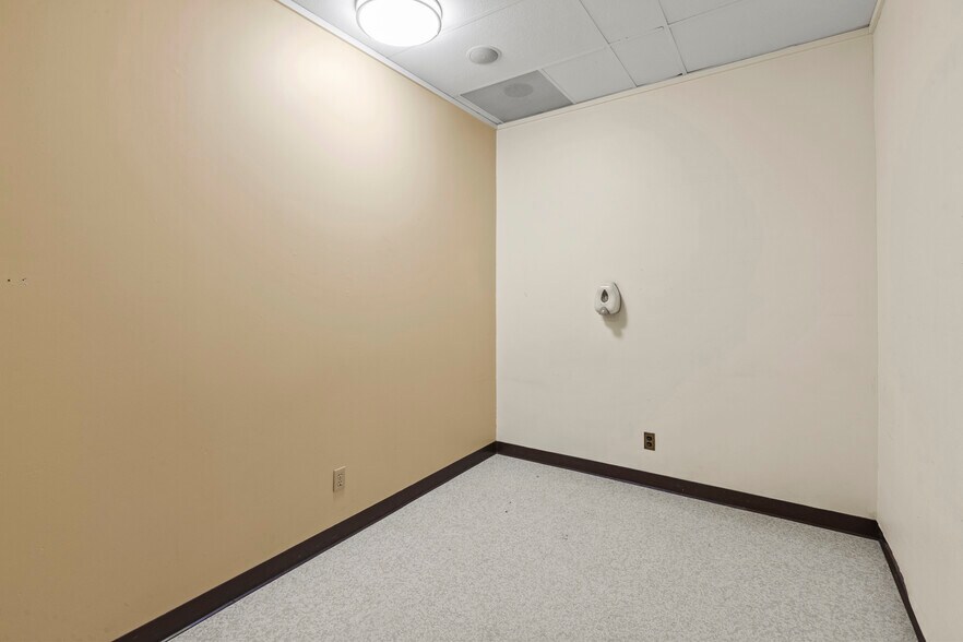 More Photos Of 455 Arkansas St, San Francisco Office For Lease