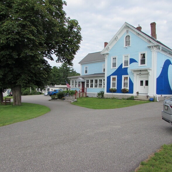 More Photos Of 876 Post Rd, Wells Hotel For Sale