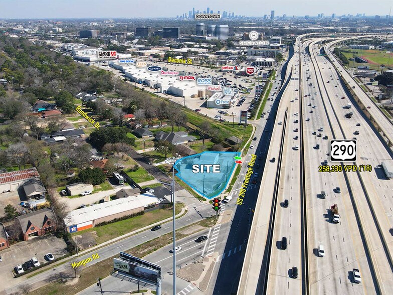 More Photos Of 10404 Northwest Fwy, Houston Service Station For Lease