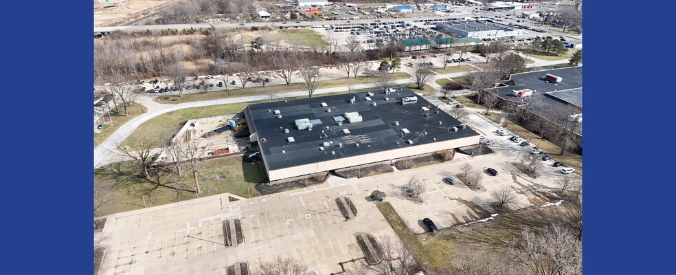 Primary Photo Of 200 Nordson Dr, Amherst Manufacturing For Sale