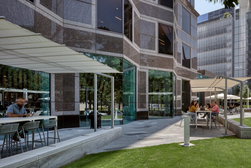 More Photos Of 2001 Ross Ave, Dallas Office For Lease