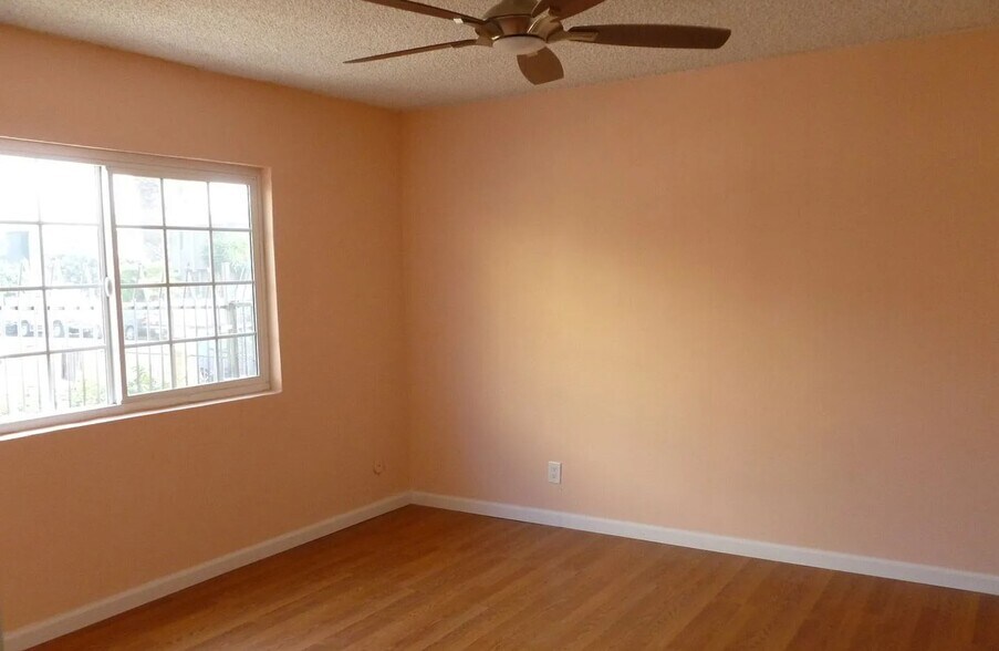 More Photos Of 4367 W 142nd St, Hawthorne Apartments For Sale