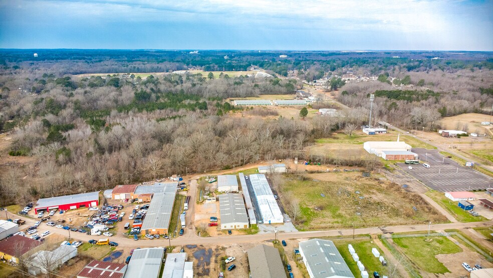 More Photos Of 5849 N Commerce Plz, Jackson Self Storage For Sale