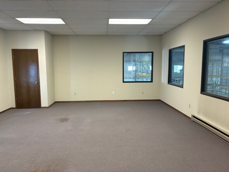 More Photos Of 2868 I 70 Business Loop, Grand Junction Manufacturing For Lease