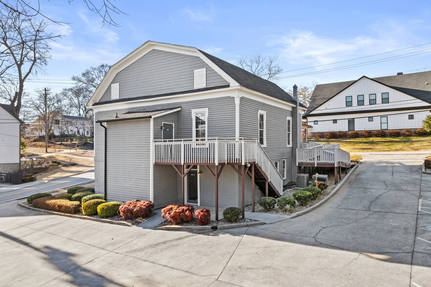 More Photos Of 90 E Moreno St, Buford Office Residential For Sale