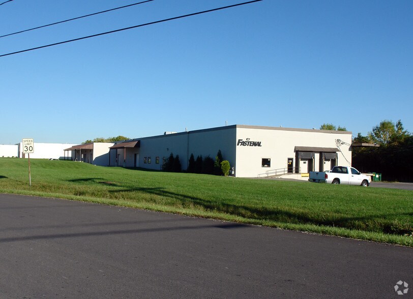 Primary Photo Of 7196 Morgan Rd, Bayberry Flex For Lease
