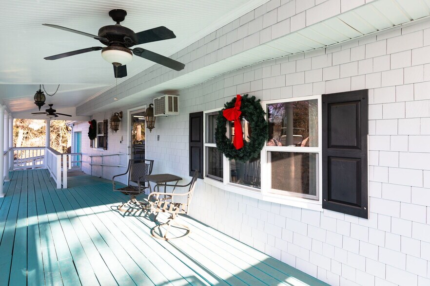More Photos Of 860 Washington St, South Easton General Retail For Sale