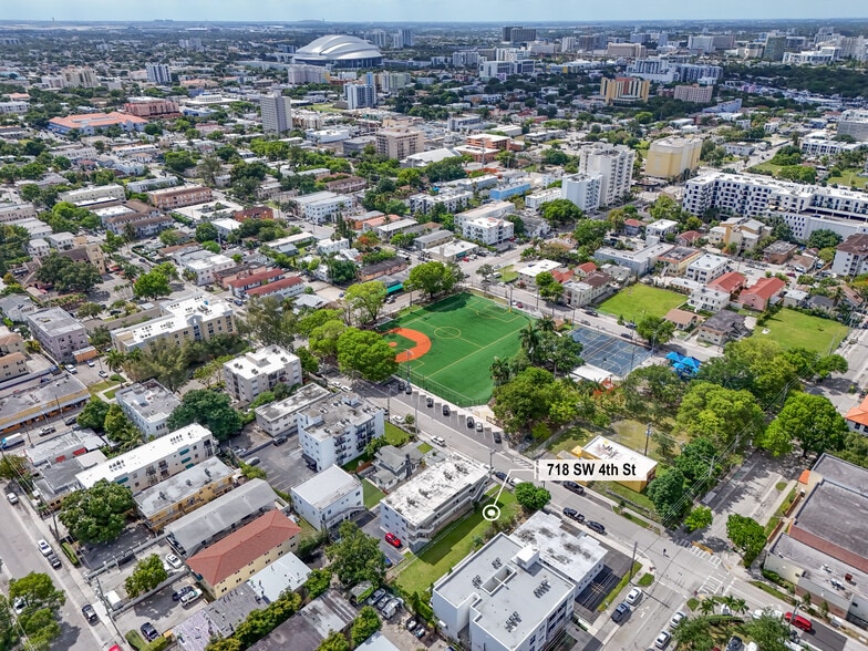More Photos Of 718 SW 4th St, Miami Land For Sale