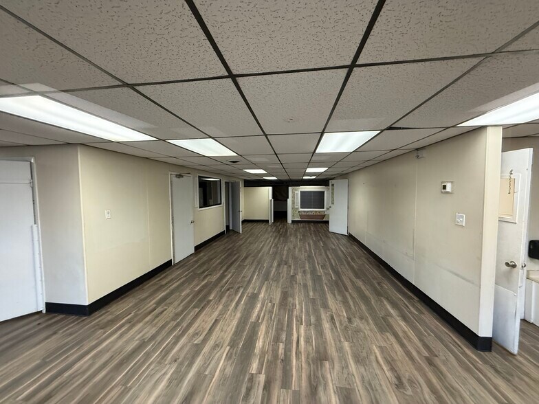 More Photos Of 101 N Royal Tower Rd, Irmo Daycare Center For Lease