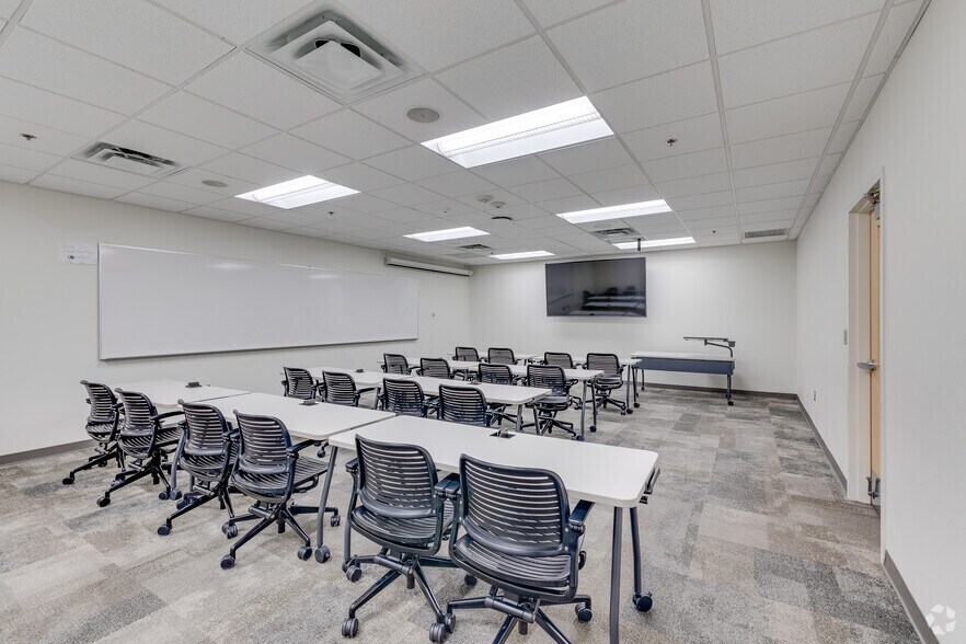 Photo of Ll Floor Ste 33