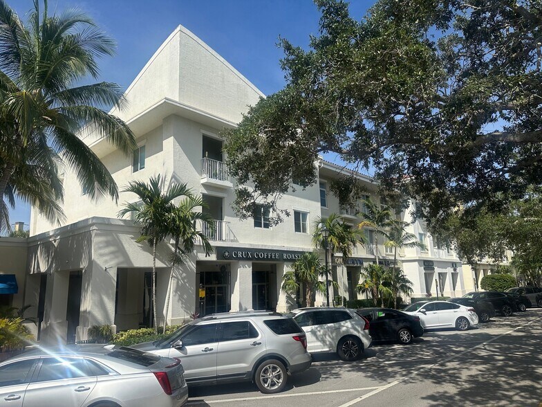 More Photos Of 1200 Town Center Dr, Jupiter Apartments For Lease