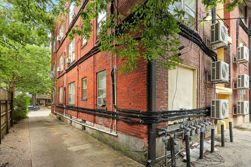 More Photos Of 1781 Peabody Ave, Memphis Apartments For Sale