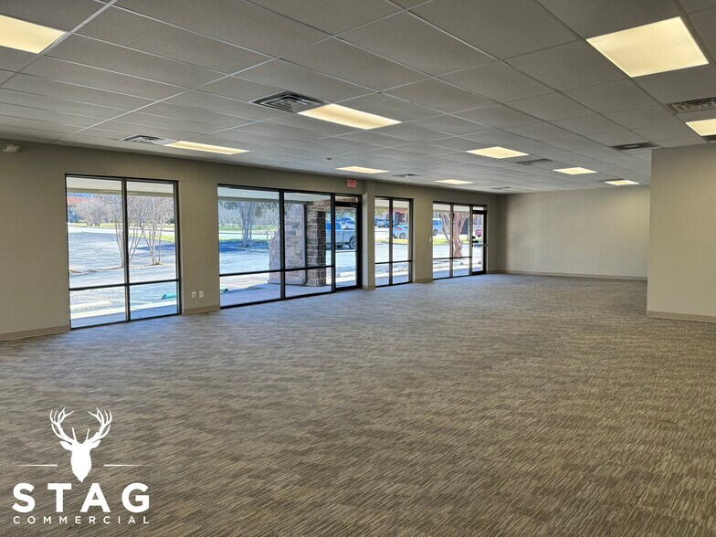 More Photos Of 1716 Scripture St, Denton Office Residential For Lease