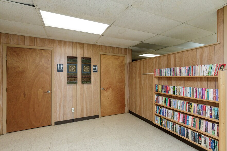 More Photos Of 10736 N Interstate Highway 37, Mathis Specialty For Sale