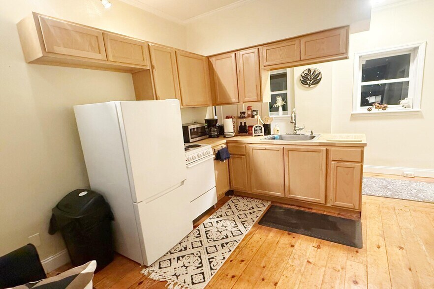 More Photos Of 54 James St, Albany Restaurant For Sale