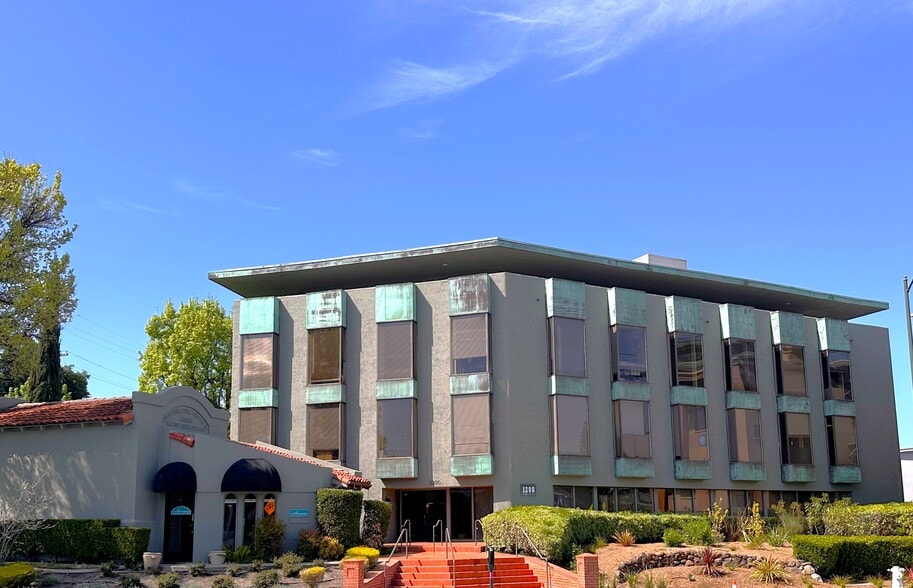 Primary Photo Of 1200 Mt Diablo Blvd, Walnut Creek Medical For Lease