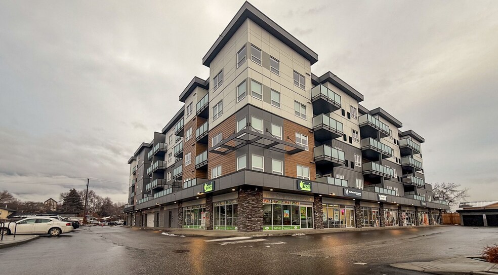Primary Photo Of 191 Hollywood Rd S, Kelowna Apartments For Lease