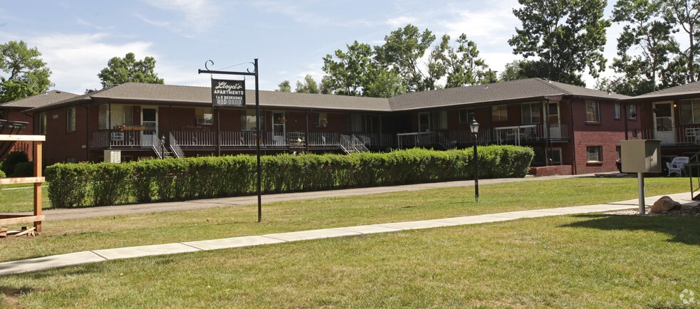 More Photos Of 7250-7270 Newton St, Westminster Apartments For Sale