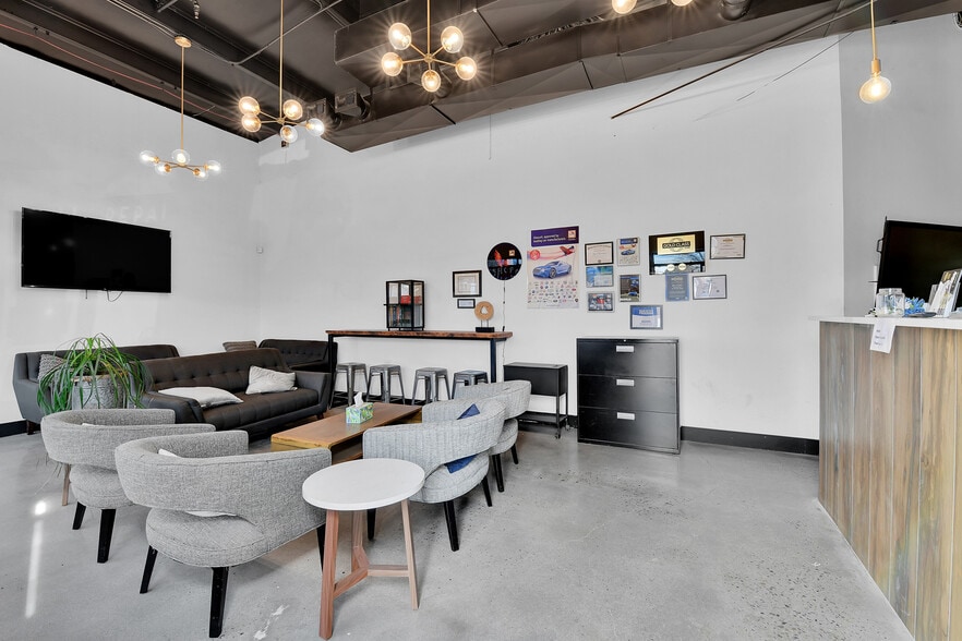 More Photos Of 4560 S Federal Blvd, Englewood Auto Repair For Sale