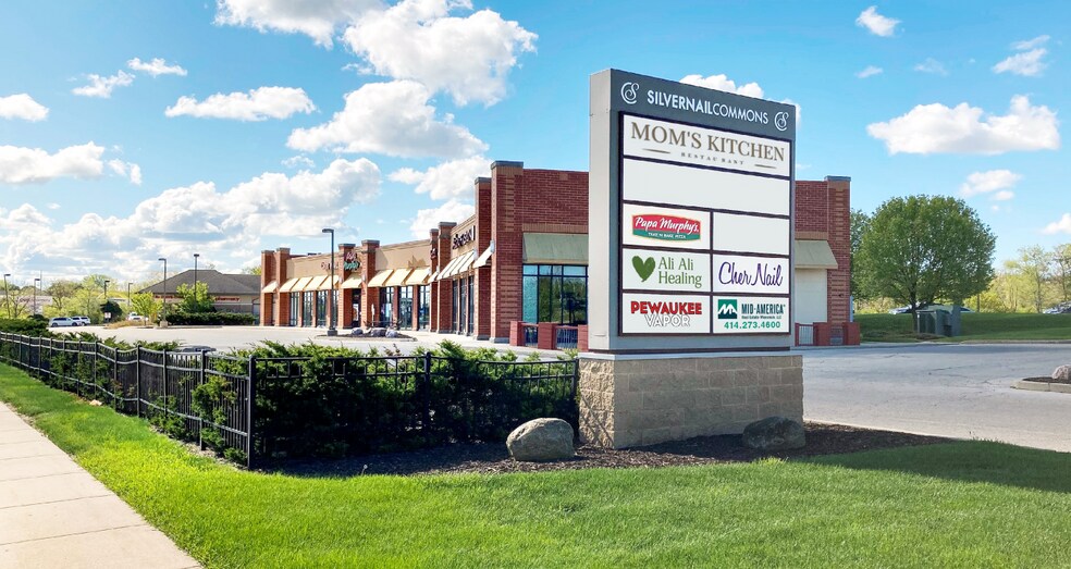 More Photos Of 2177 Silvernail Rd, Pewaukee Freestanding For Lease