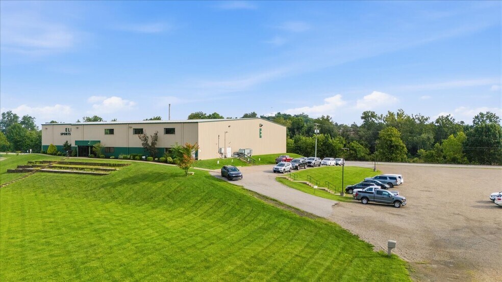 More Photos Of 2000 1st Ave, Parkersburg General Retail For Sale