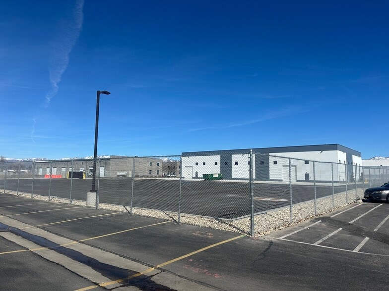 More Photos Of 4272 Zevex Park Lane ln, Murray Warehouse For Lease