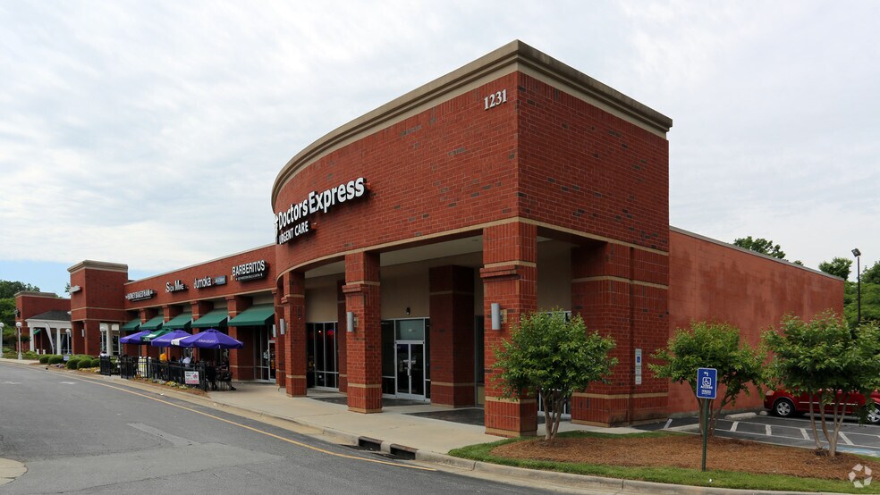 More Photos Of 1231 Eastchester Dr, High Point Unknown For Lease