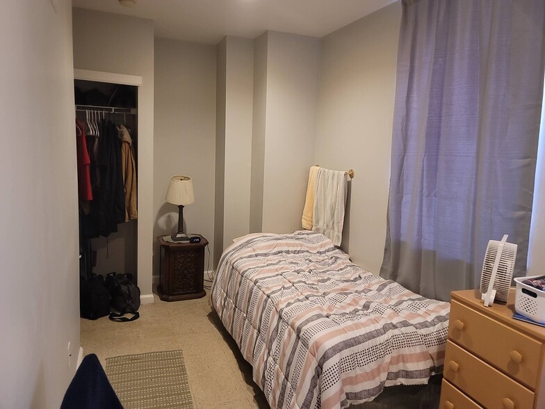 More Photos Of 1750-1754 Bridge St, Philadelphia Rehabilitation Center For Sale