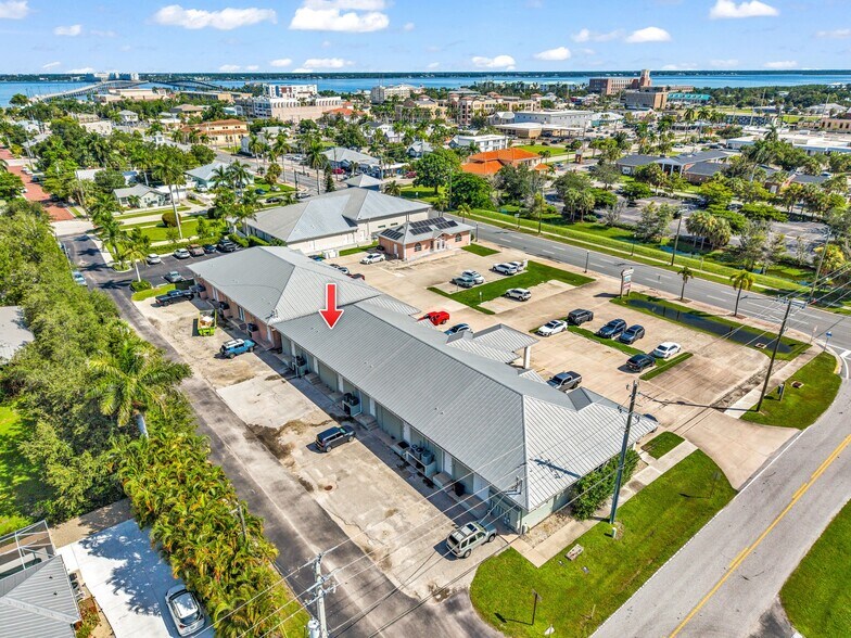 More Photos Of 425 Cross St, Punta Gorda Loft Creative Space For Lease
