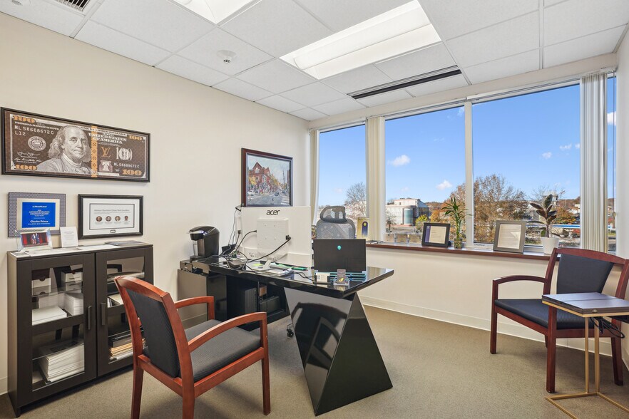 More Photos Of 48 S Service Rd, Melville Office For Lease