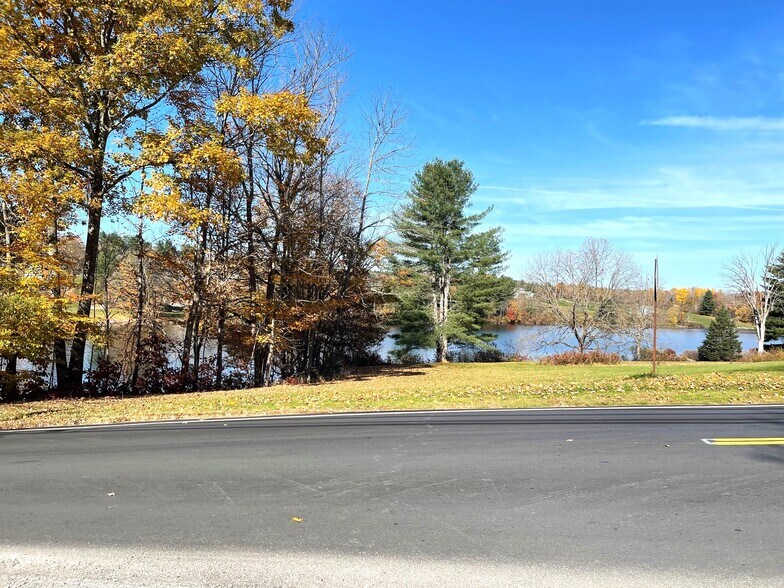 More Photos Of 21 Corinna Road Rd, Saint Albans Convenience Store For Sale