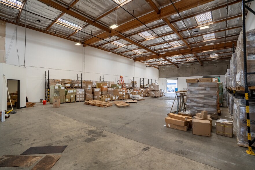 More Photos Of 775 Anita St, Chula Vista Distribution For Lease