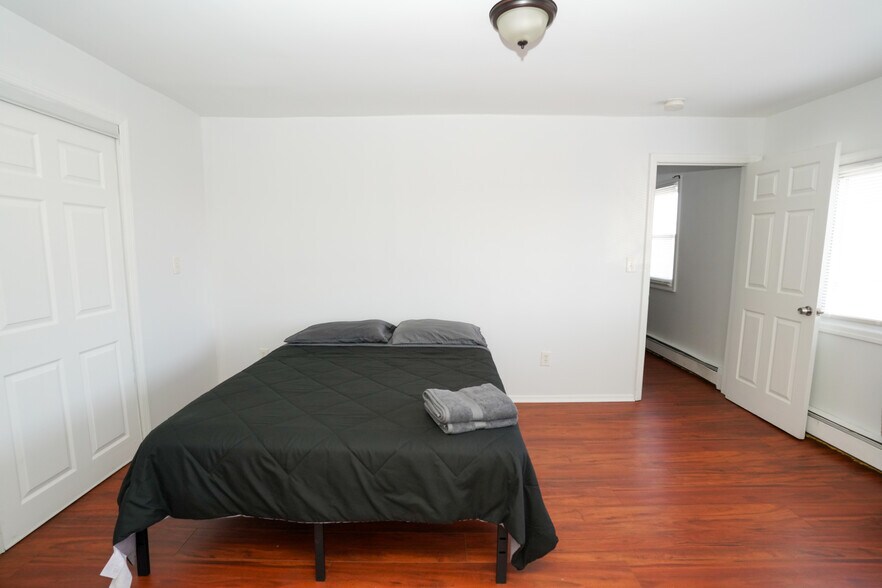 More Photos Of 135 5th St, Elizabeth Storefront Retail Residential For Sale