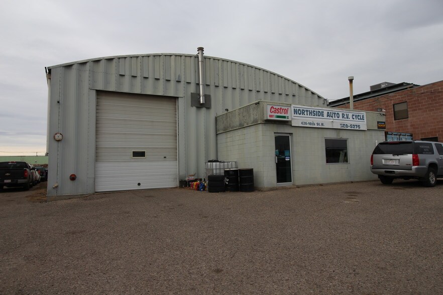 More Photos Of 426 10 St N, Lethbridge Warehouse For Sale