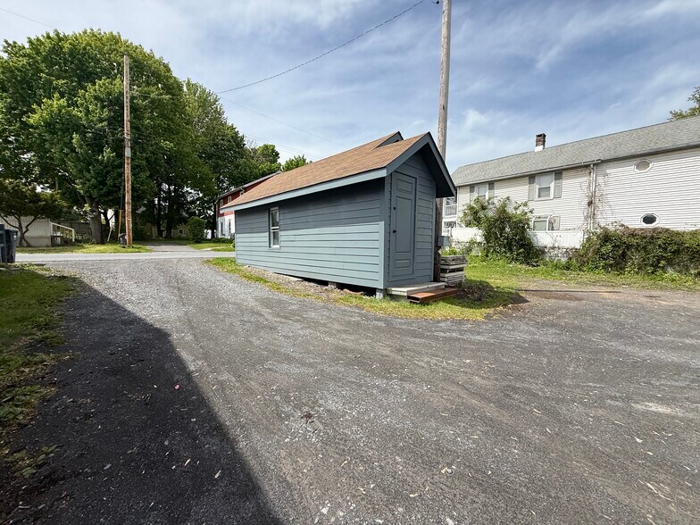 More Photos Of 156 Broadway, Port Ewen Freestanding For Sale