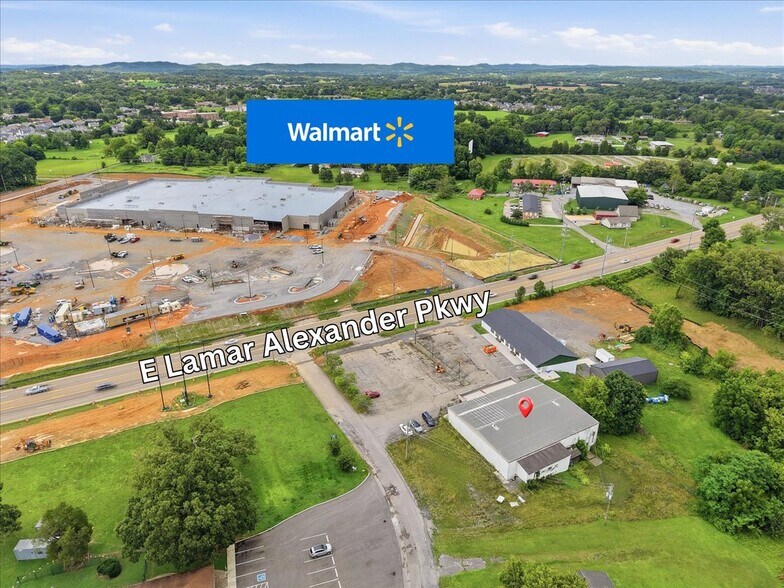 Primary Photo Of 2808 E Lamar Alexander Pky, Maryville Freestanding For Lease
