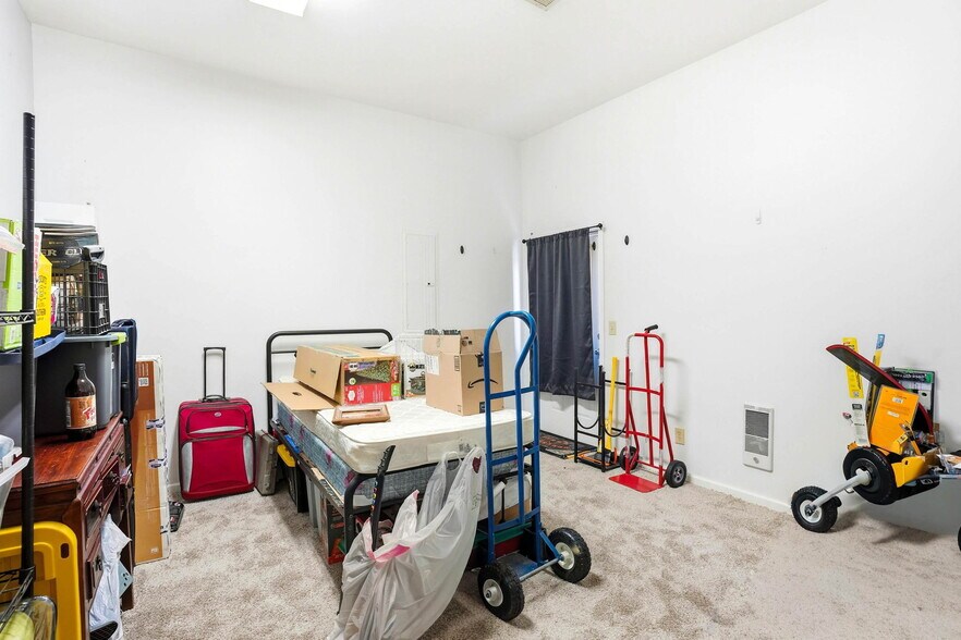 More Photos Of 8703 Highway 19 E, Roan Mountain Apartments For Sale