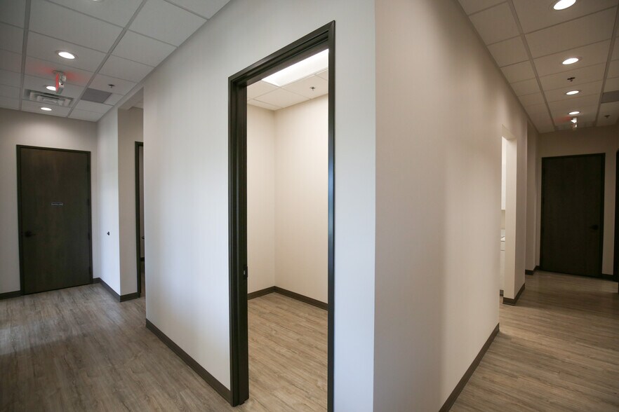 More Photos Of 3242 Preston Rd, Plano Medical For Lease