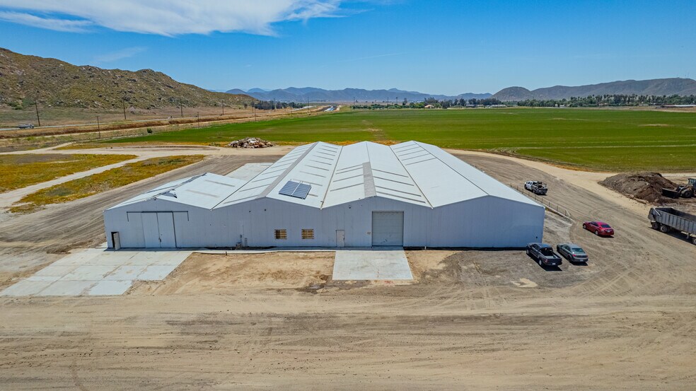 More Photos Of 35650 Hidden Springs Rd, Hemet Warehouse For Lease