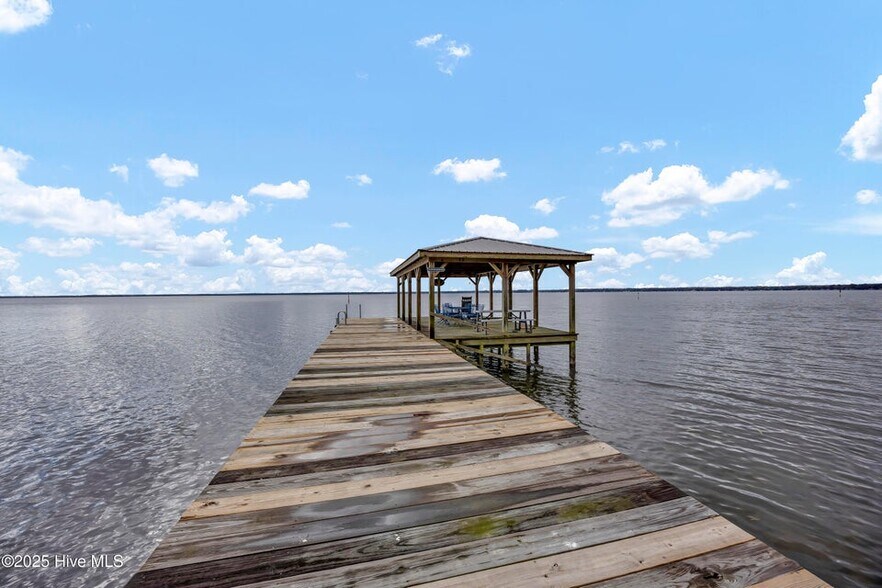 More Photos Of 205 Nancy St, Lake Waccamaw Land For Sale