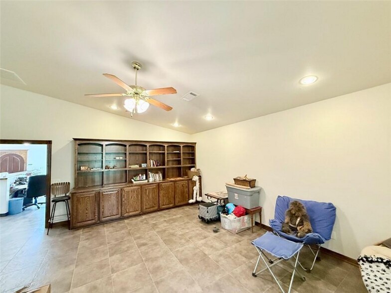 More Photos Of 15288 AR-22, Dardanelle Office For Sale