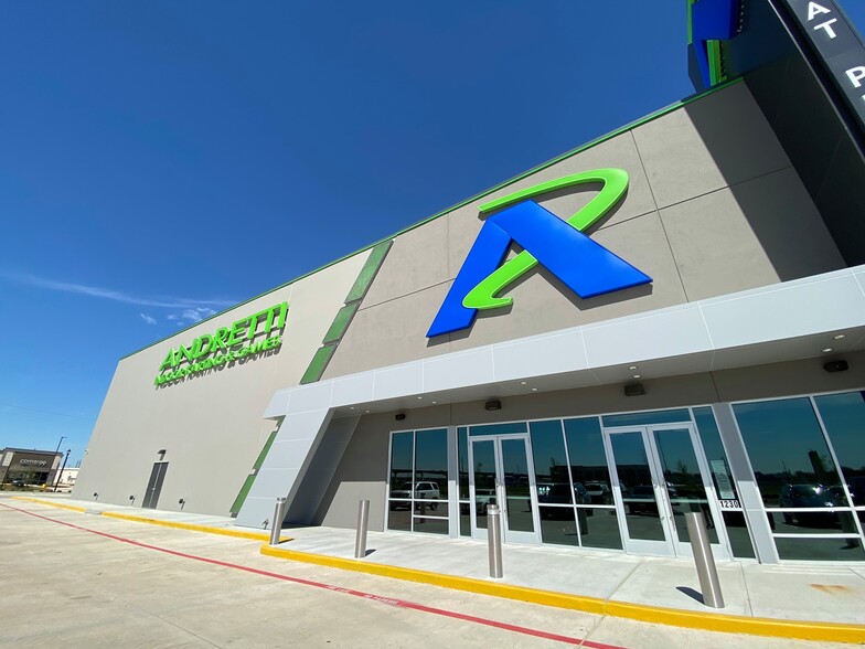 More Photos Of 1223 Grand West Blvd, Katy Restaurant For Lease