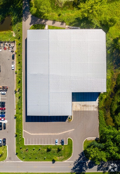 More Photos Of 10335 Naples St NE, Blaine Warehouse For Lease