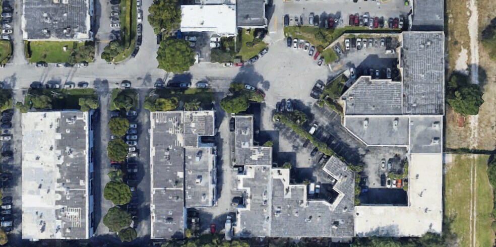 More Photos Of 6950-6964 SW 47th St, Miami Research And Development For Lease